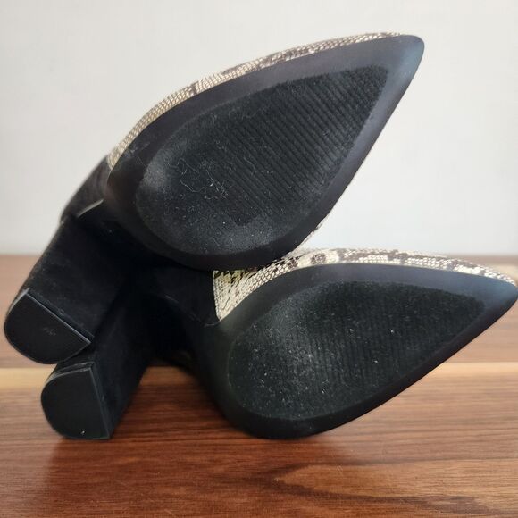 Lulus Karin Natural Snake Two Tone High Heel Ankle Booties Faux Leather 7.5 - Picture 8 of 8